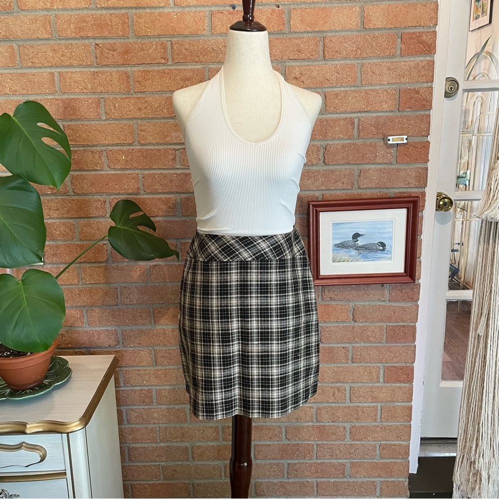 Vintage 90’s Y2K Judy Knapp Plaid Brown Mini Skirt Size Small
